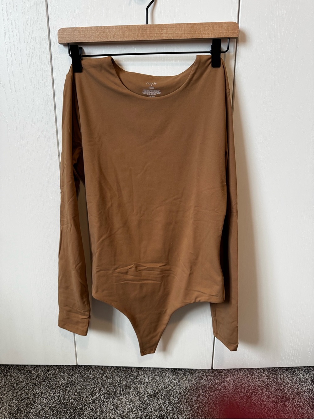 nuuds Long Sleeve Scoop Neck Bodysuit - Camel Brown medium